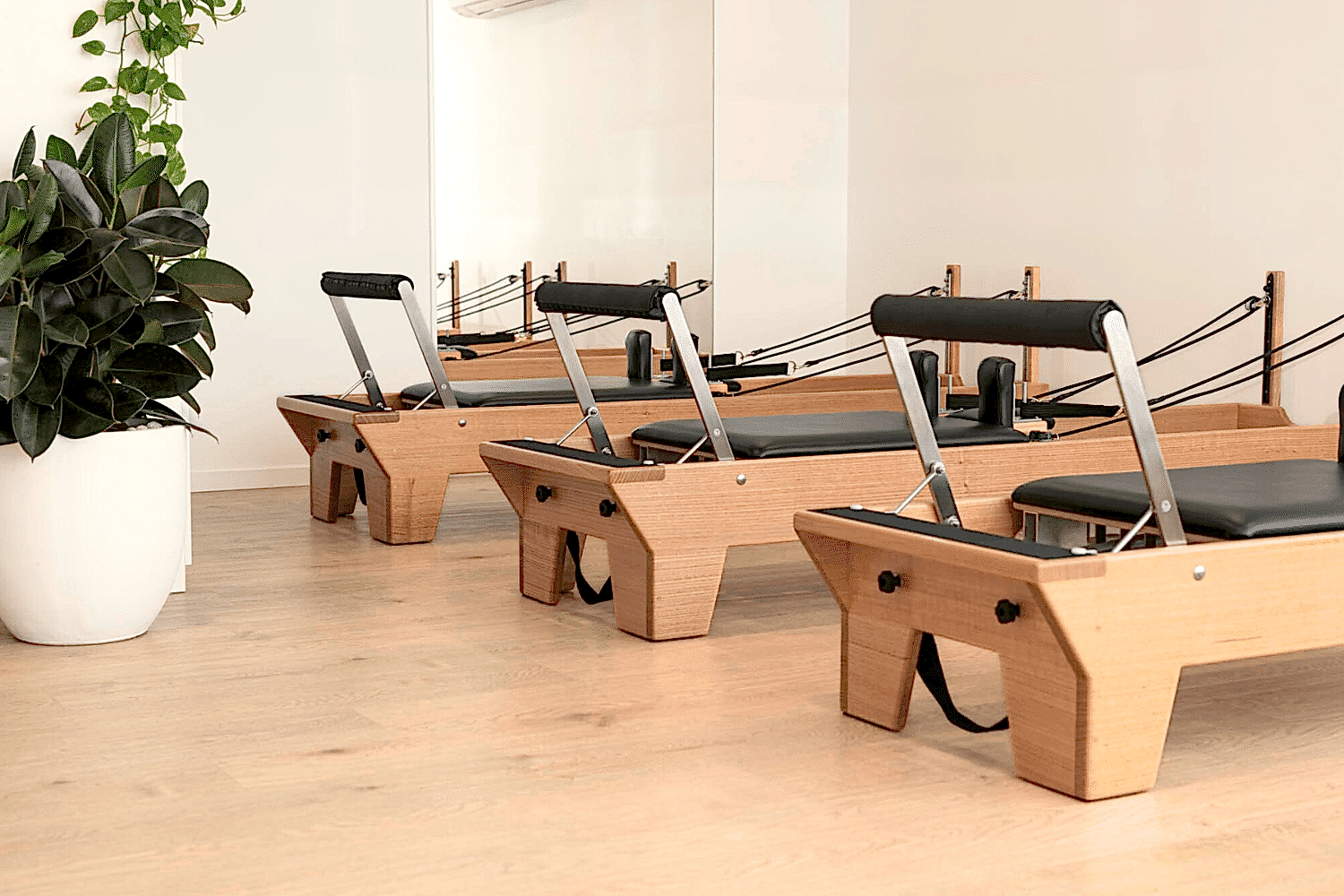 Reformer Pilates studio in North Brisbane Reformer Pilates studio in North Brisbane, servicing Albion, Ascot, Hamilton, Hendra, Clayfield, Lutwyche, Windsor and Newstead.